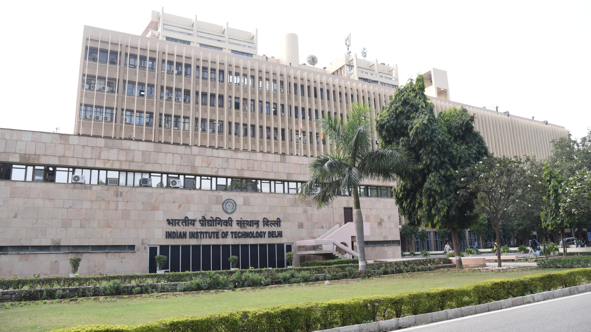 IIT-DELHI IIT-DELHI